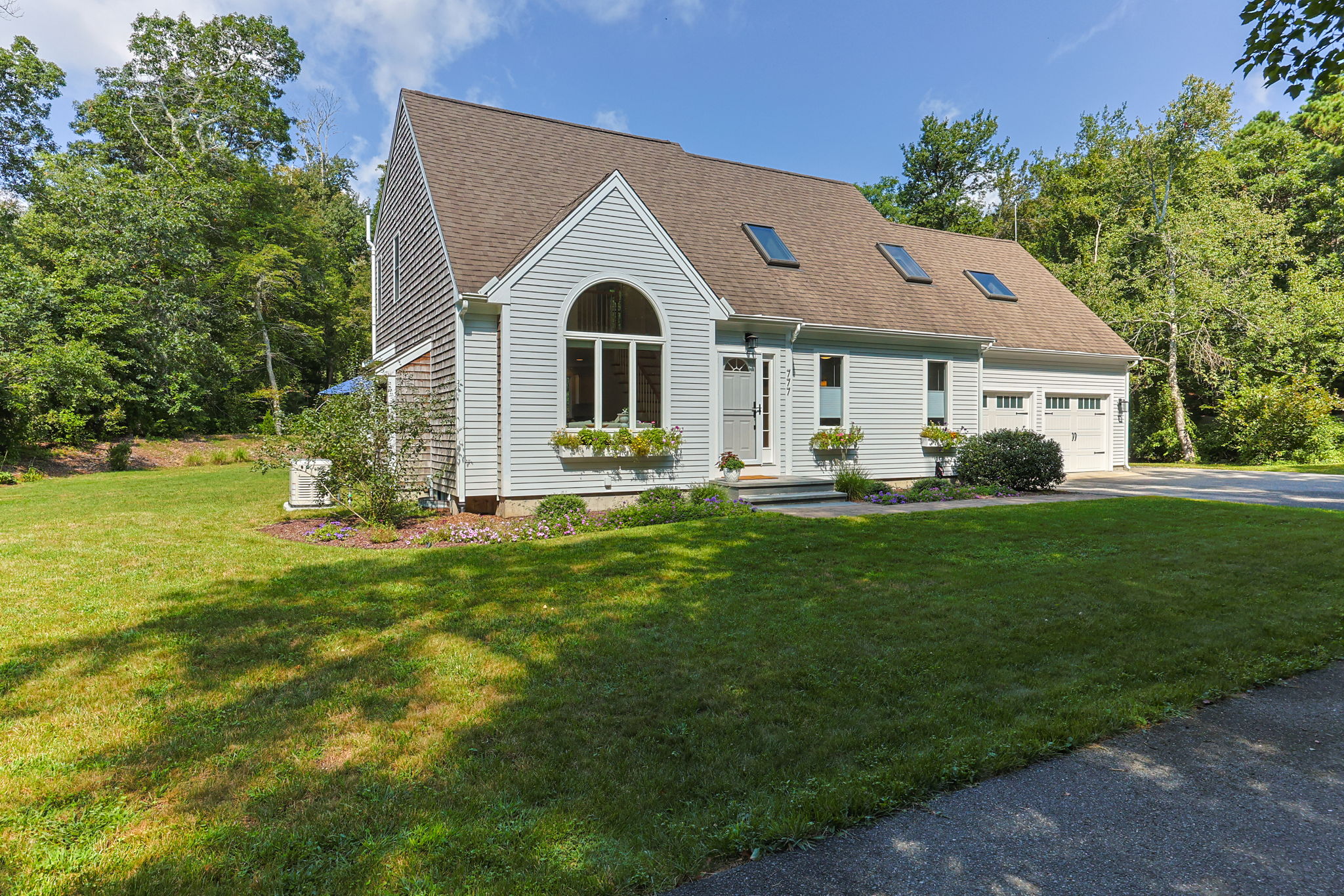 777 Sandwich Road thumbnail 4