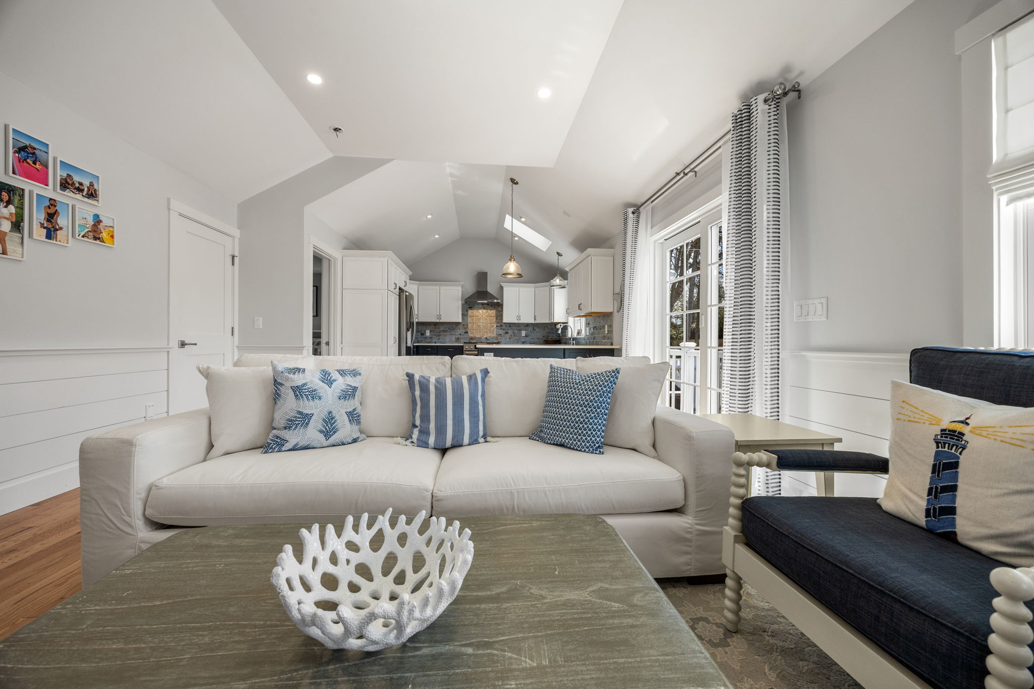 16 Second Ave — interior 1