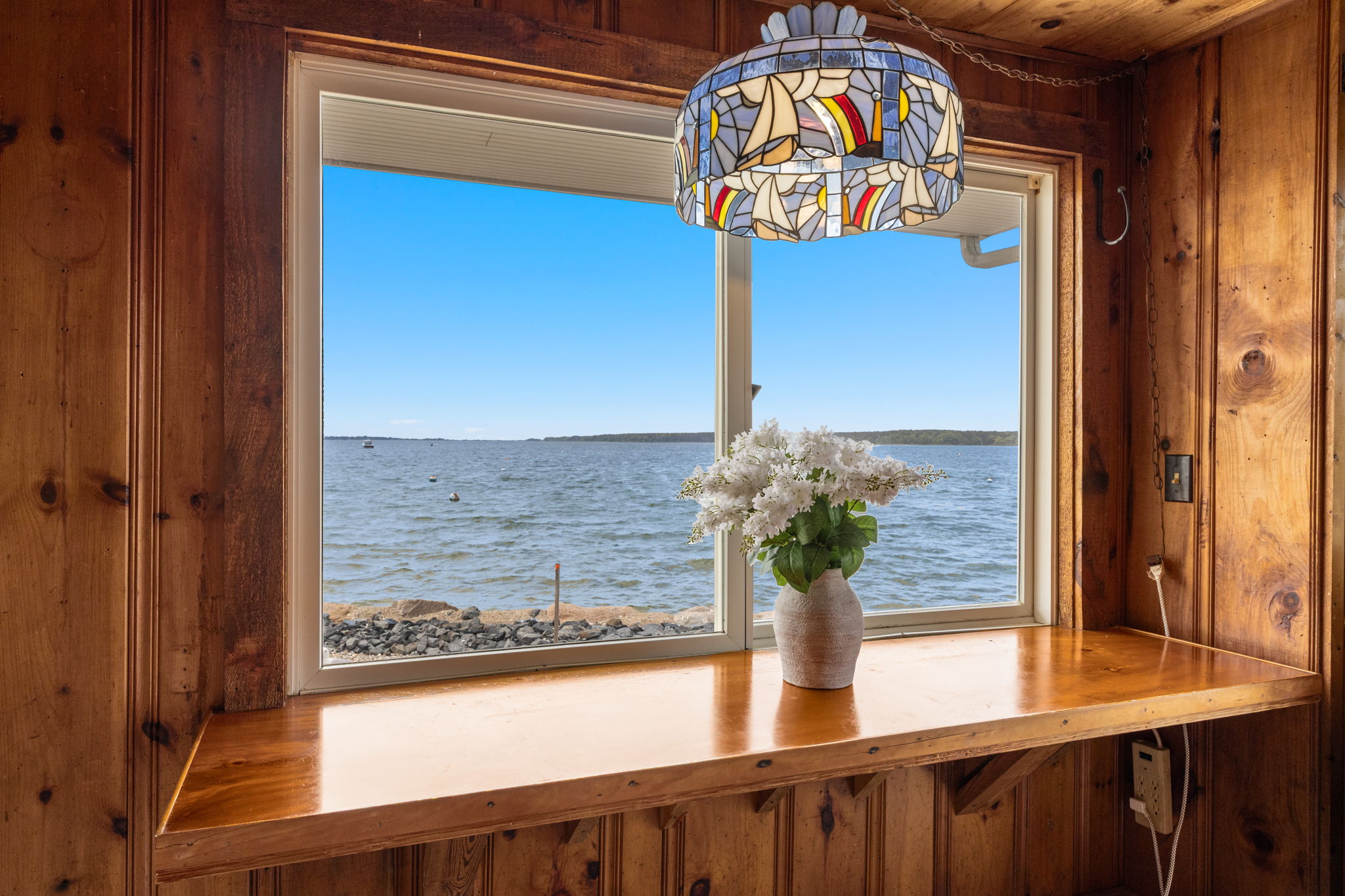 41 Seconsett Island Rd — interior 3