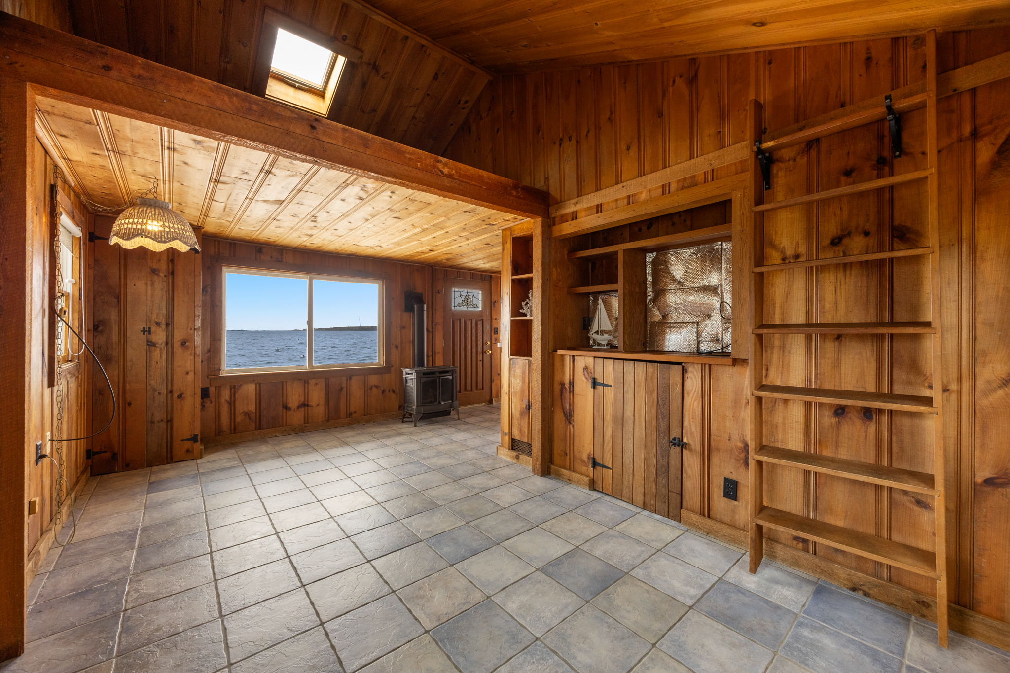 41 Seconsett Island Rd — photo 2
